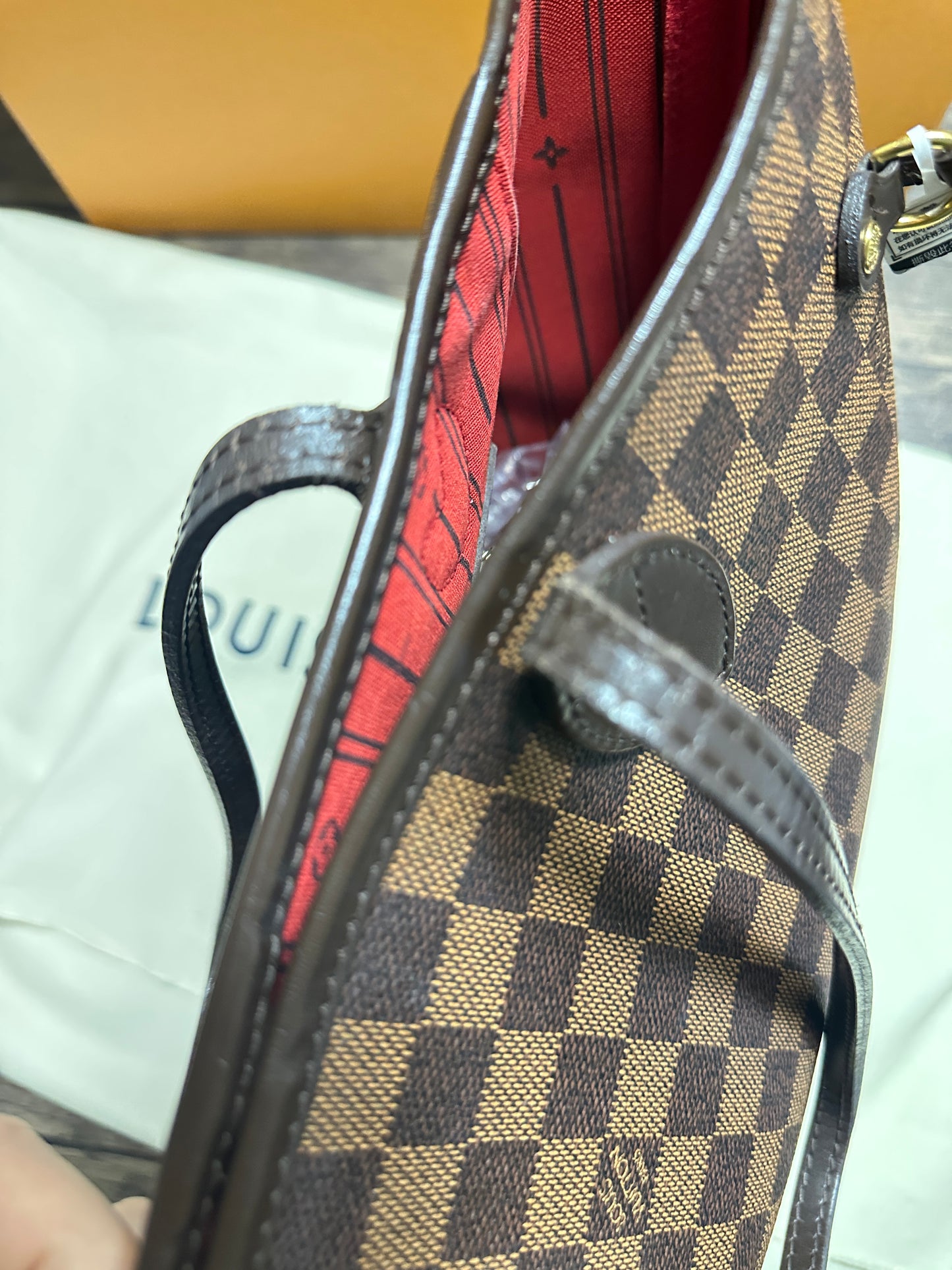 LV neverfull MM size (9/10 condition)