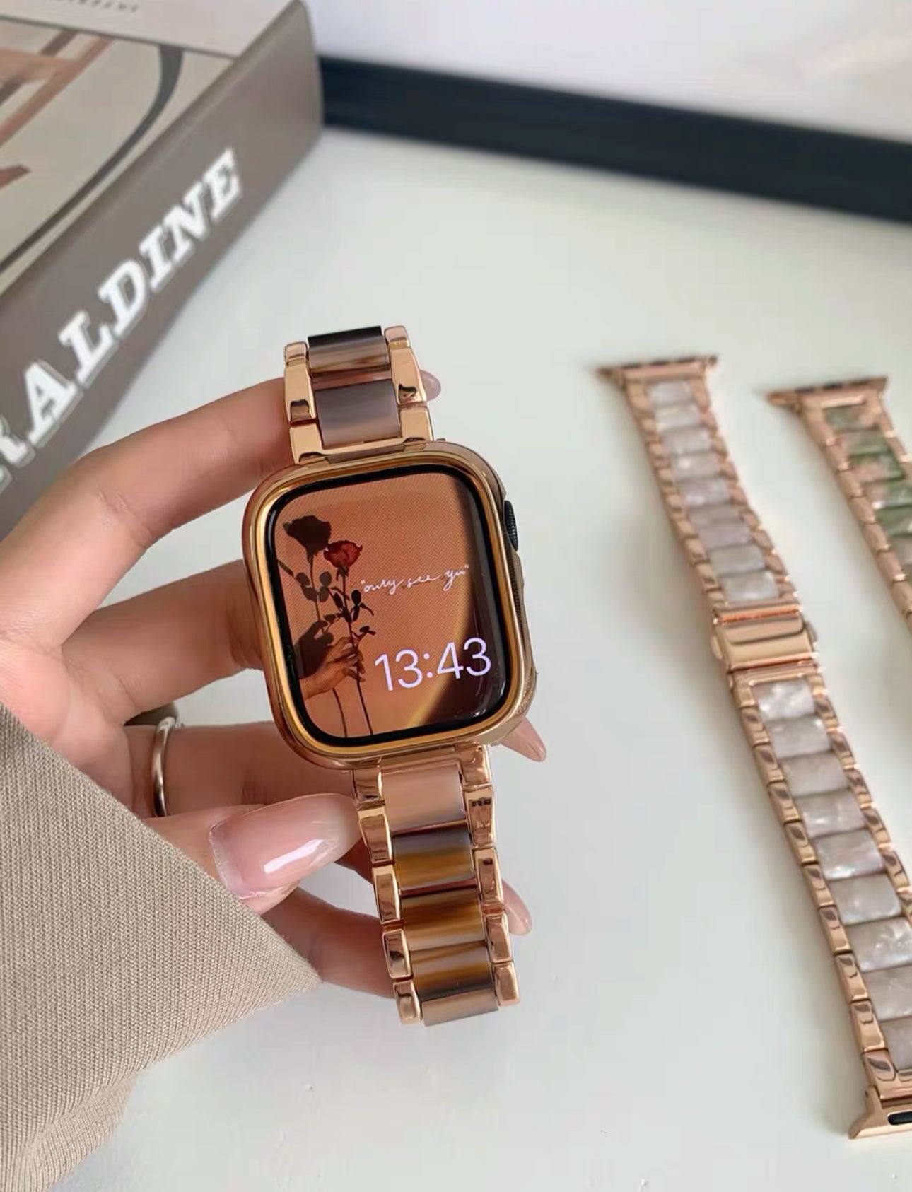 Elegant Resin-Inlaid Apple Watch Band