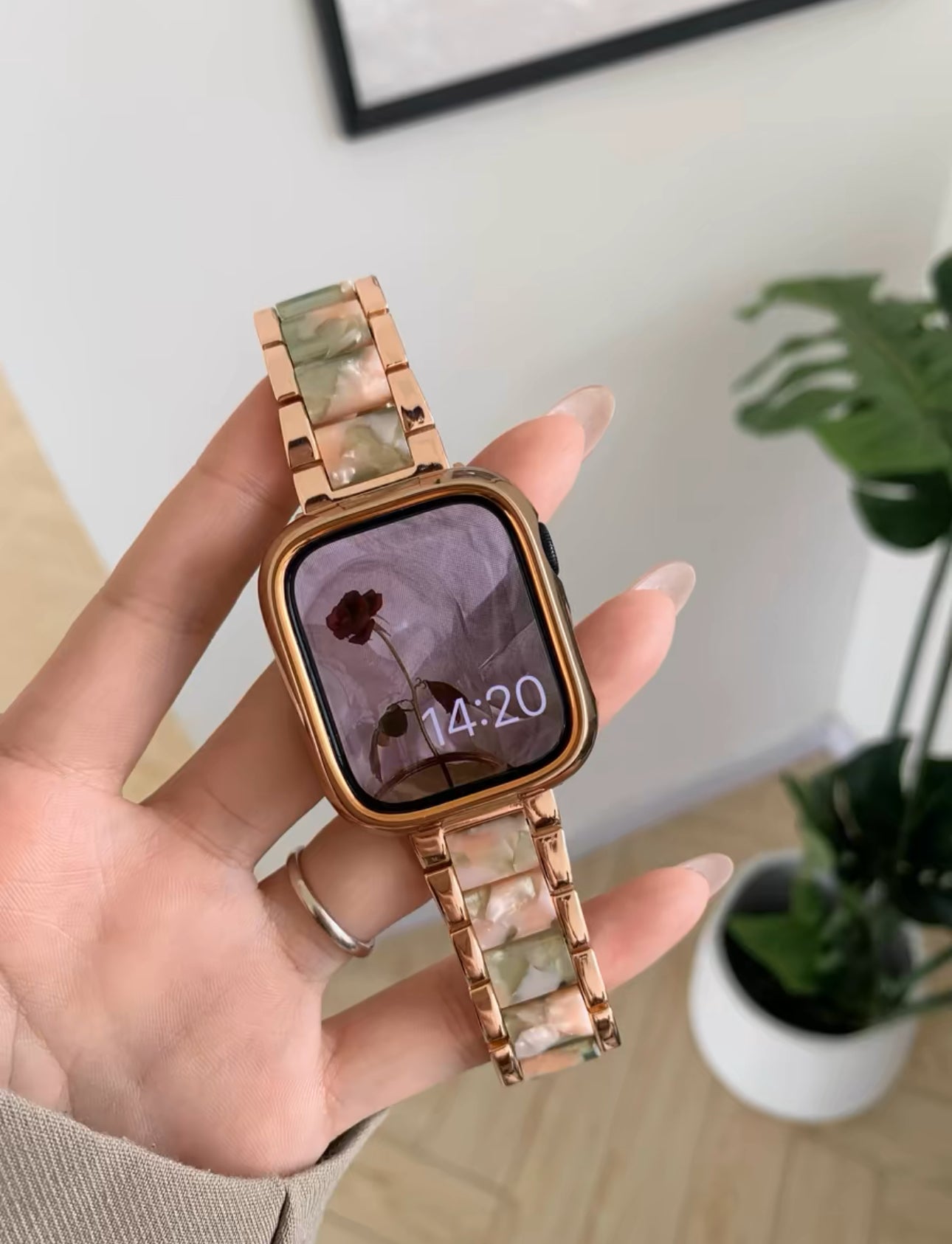 Elegant Resin-Inlaid Apple Watch Band